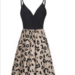 Leopard Print MIDI SLEEVELESS SEXY VNECK DRESS